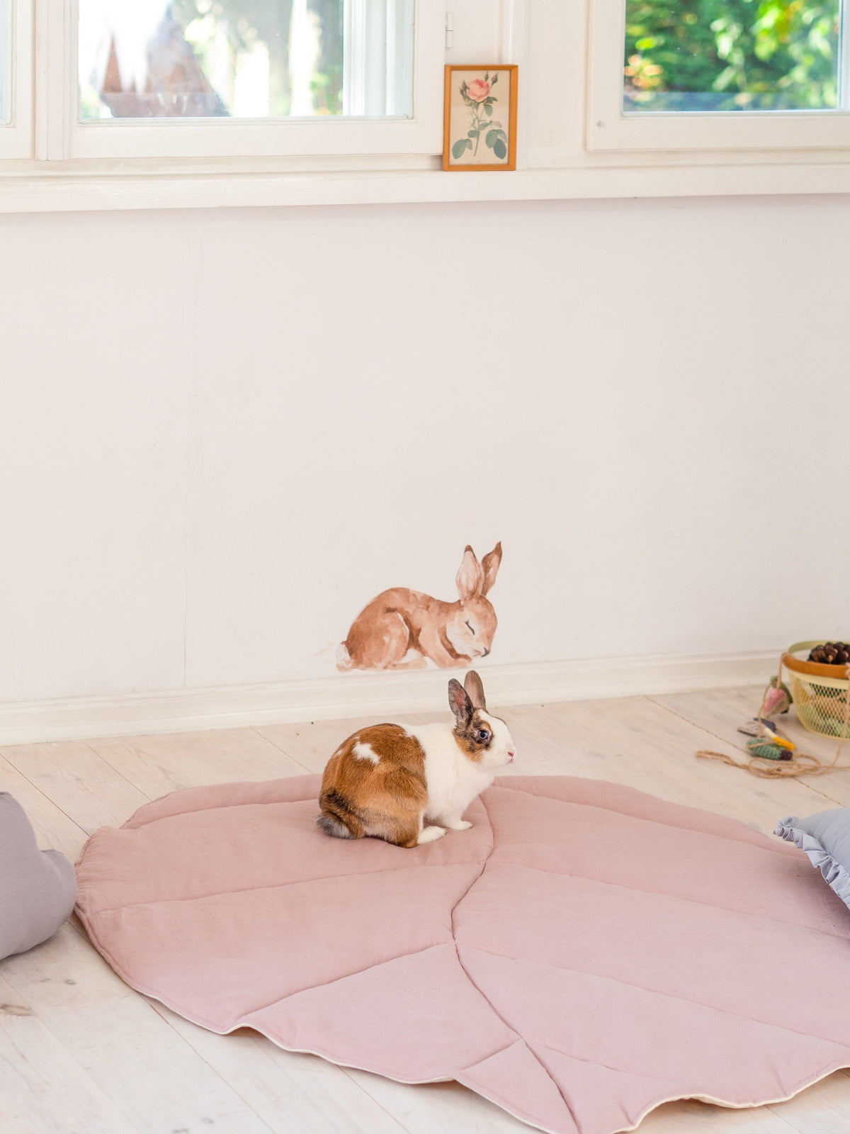 Organic Cotton and Linen Leaf Playmat - Powder Pink