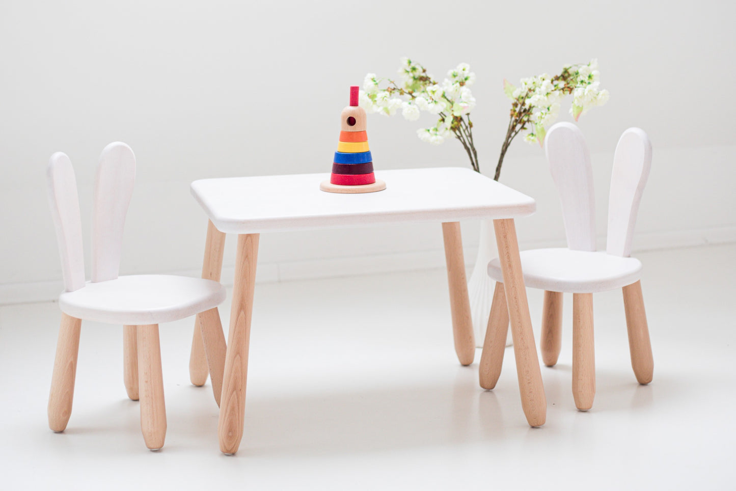 Table and 2 chair set - Bunny