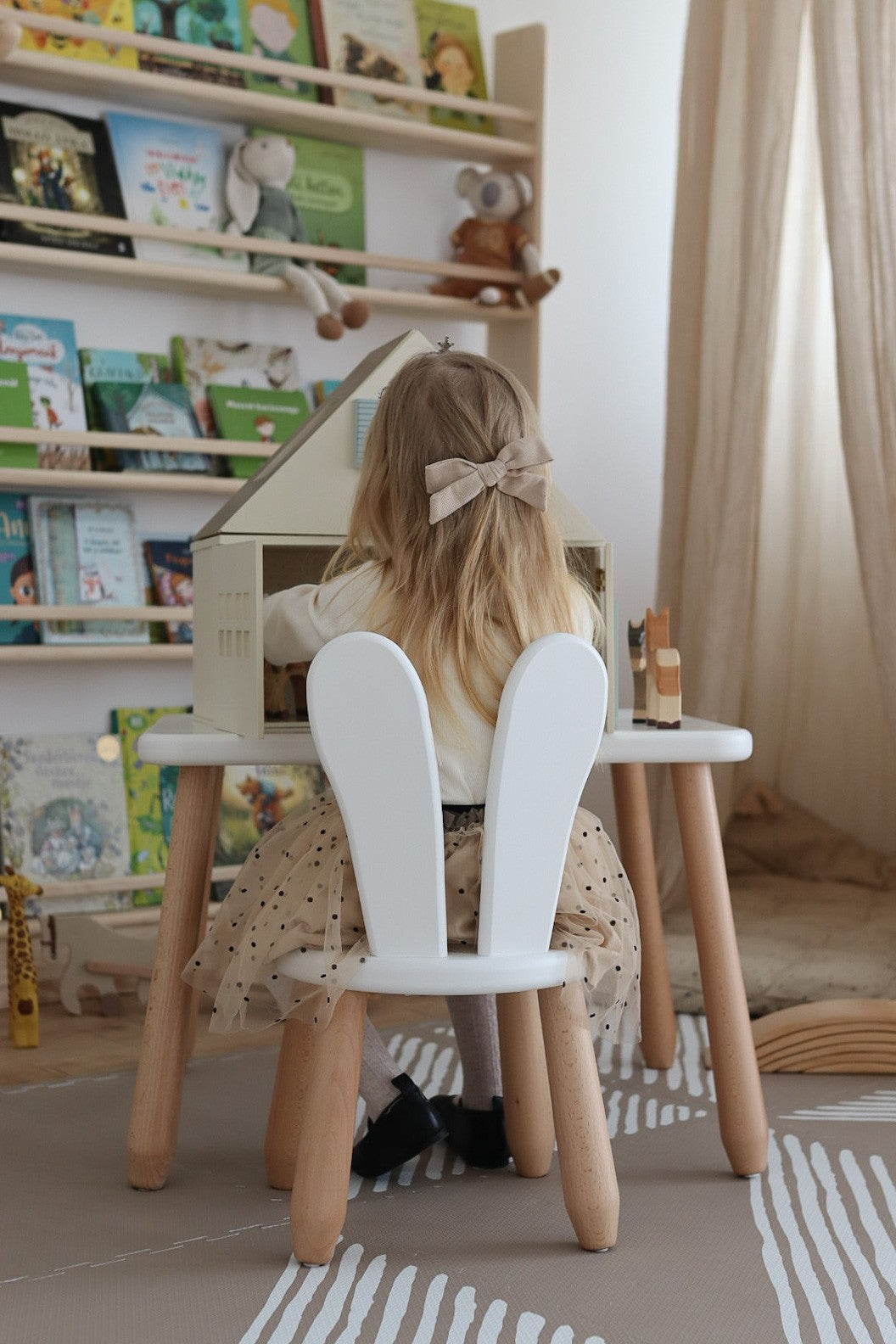 Table and chair set - Bunny