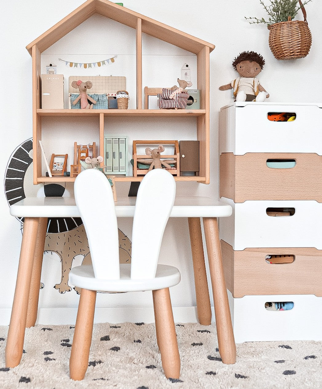 Table and chair set - Bunny